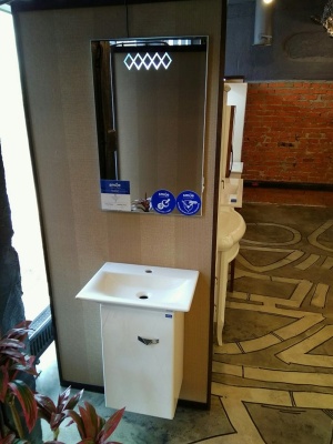 Зеркало Opadiris Торус 50 Z0000009933 с подсветкой с кнопочным выключателем с розеткой