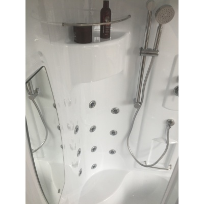 Душевая кабина Royal Bath NRW 100x100 RB100NRW-C-CH с гидромассажем стекло матовое задняя стенка Белая