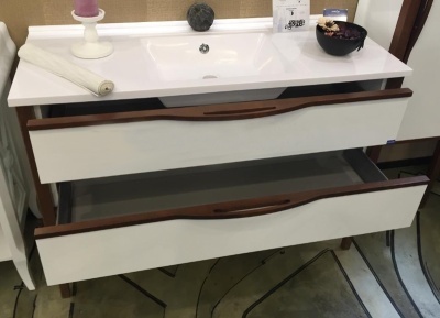 Тумба под раковину Opadiris Риголетто 120 Z0000012844 Белая глянцевая/Светлый орех