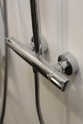 Душевая система Hansgrohe Raindance Select S 27114000 с термостатом Хром