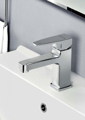 Смеситель для раковины Vitra Q-Line A40775EXP Хром