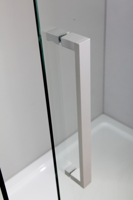 Душевой уголок Black&White Stellar Wind S201-1000х1000 радиальный профиль Серебристый хром стекло прозрачное