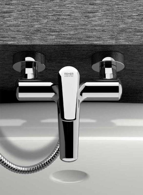 Смеситель для ванны Remer Vanity V02 Хром