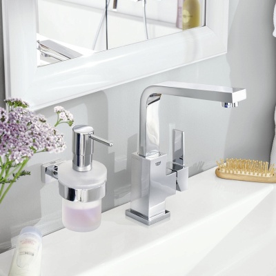Дозатор для жидкого мыла Grohe Essentials 40394001 Хром