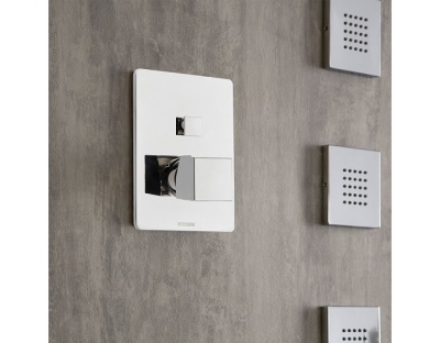 Смеситель для душа Bossini Cube Z00063.030 Хром