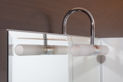 Зеркало со шкафом Cerutti SPA Хилтон 80 6594 со светильником Белое