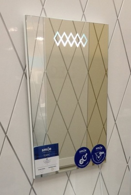 Зеркало Opadiris Торус 50 Z0000009933 с подсветкой с кнопочным выключателем с розеткой