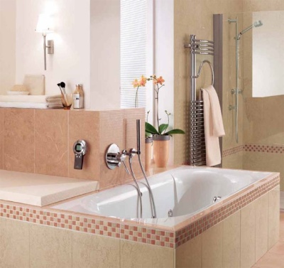 Квариловая ванна Villeroy&Boch Pavia 180x80 Белый альпин с ножками