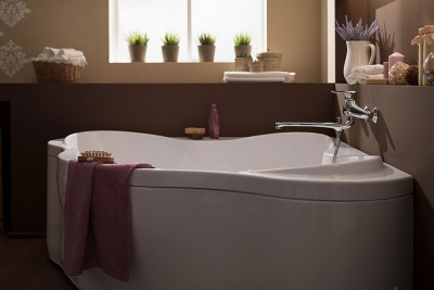Акриловая ванна Aquanet Margarita 150x150 с гидромассажем