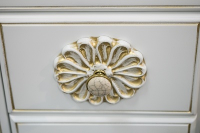 Шкаф пенал Cerutti SPA София 40 6626 Белый Золото