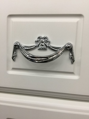 Комплект мебели для ванной Opadiris Риспекто 95 Белый матовый со светильником Рустика Хром