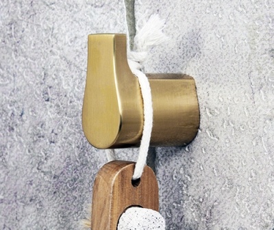 Крючок WasserKRAFT Aisch K-5923 Золото матовое