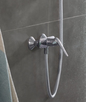 Смеситель для душа Hansgrohe Novus 71062000 Хром