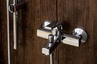 Смеситель для ванны Orange OneLife P02-100cr Хром